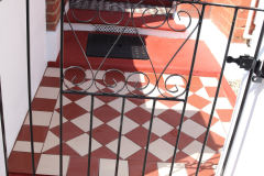 Extrenal Victorial tiling